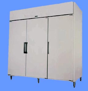RSWSC/SF Reach-In Solid Door Cooler/Freezer Merchandiser